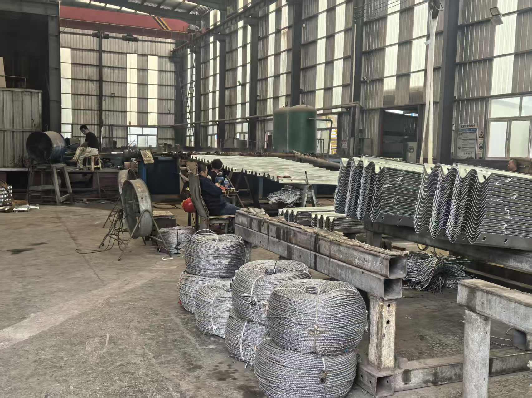 日照市两波波形护栏三波波形护栏 - 一站式服务